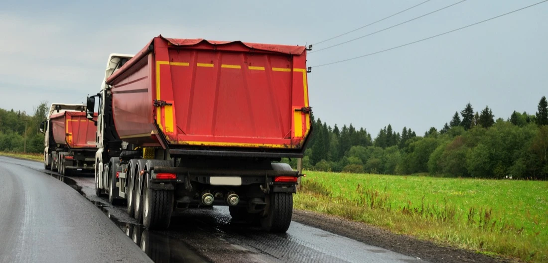 Transport camion-benne
